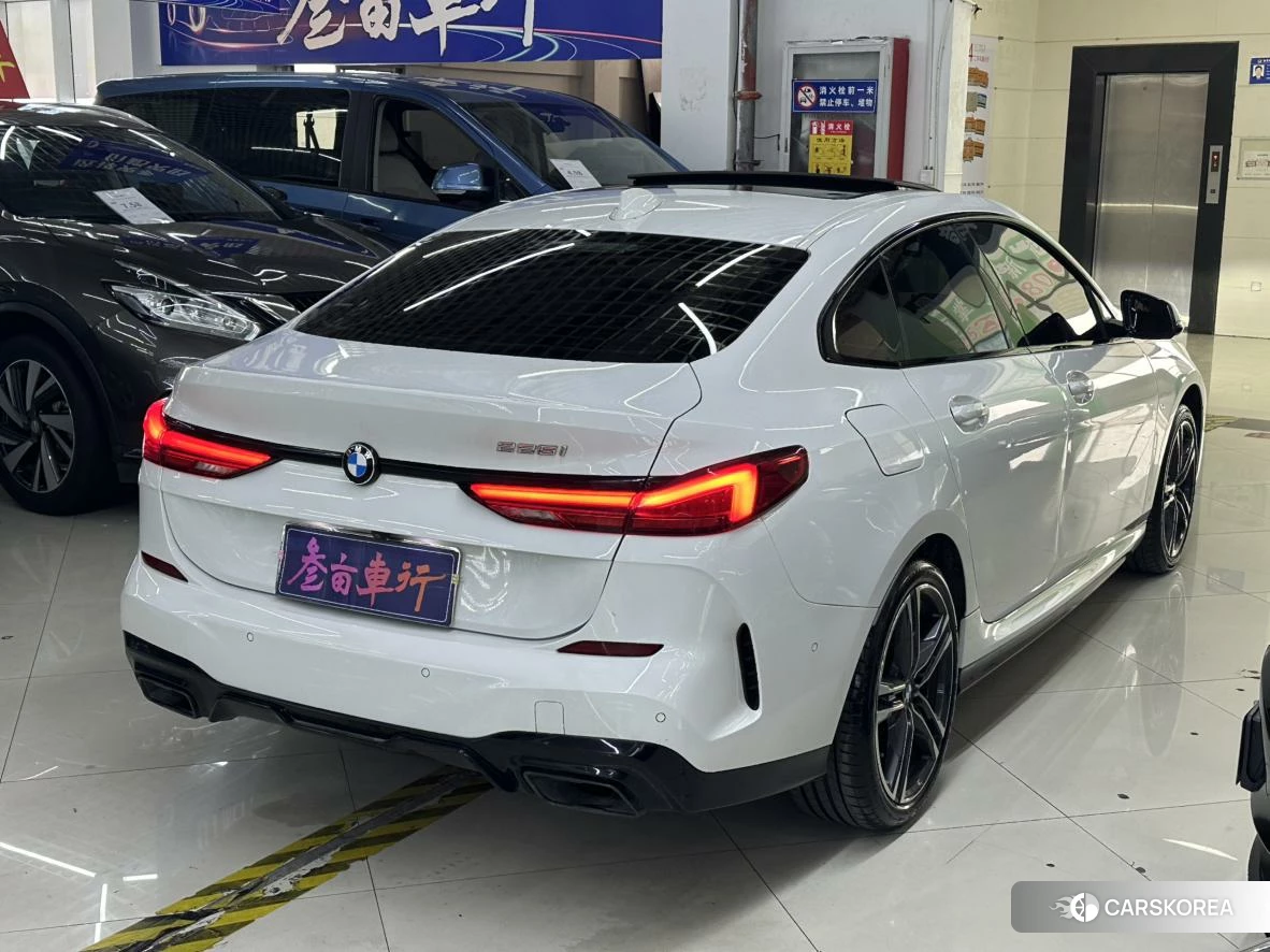 BMW 2 series 2021 Белый из Китая, фото 3