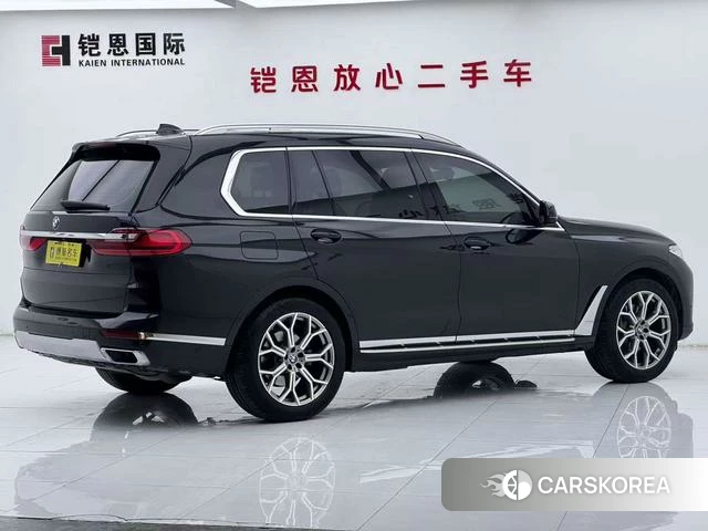 BMW X7 2022 Черный из Китая, фото 3