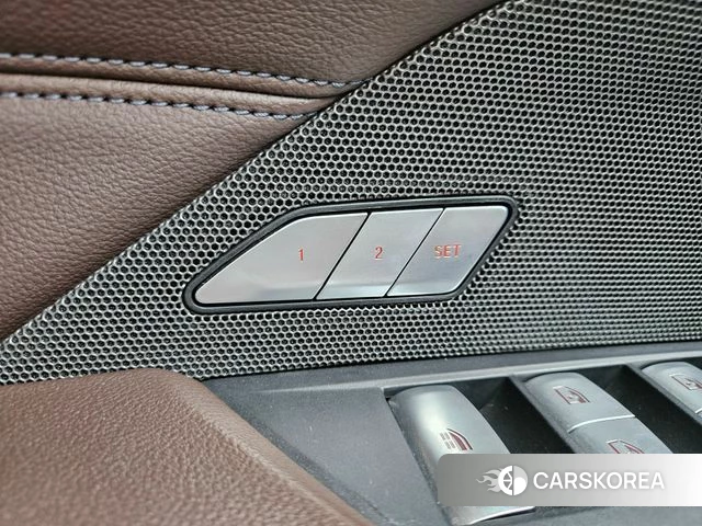 BMW 4 Series (G22) 2024 Белый из Кореи, фото 3