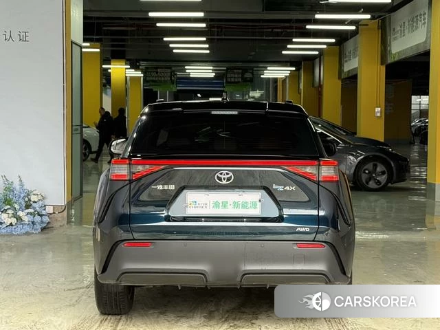 Toyota bZ4X 2022 Синий из Китая, фото 3