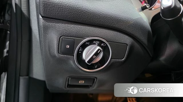 Mercedes-Benz CLA-Class C117 2018 Серый из Кореи, фото 3
