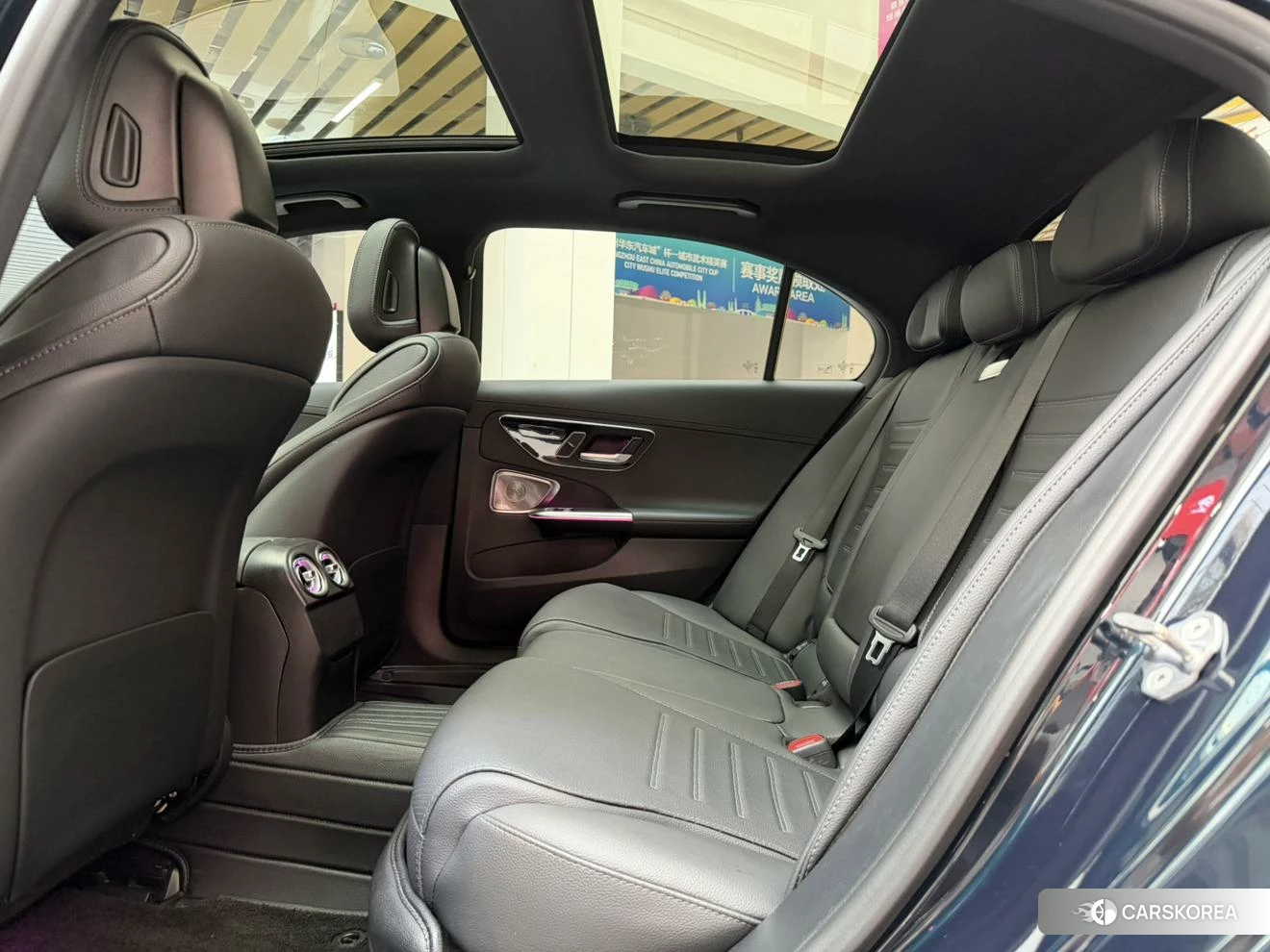 Mercedes-Benz C-class 2023 Зеленый из Китая, фото 3