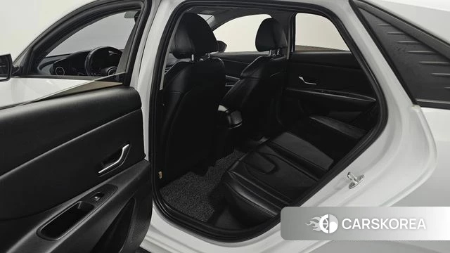 Hyundai Avante (CN7) 2021 Белый из Кореи, фото 3