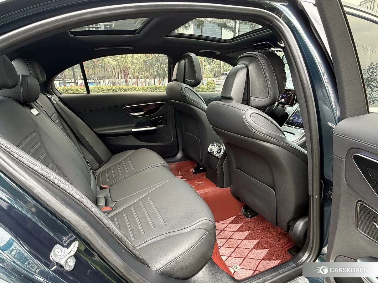 Mercedes-Benz C-class 2023 Зеленый из Китая, фото 3