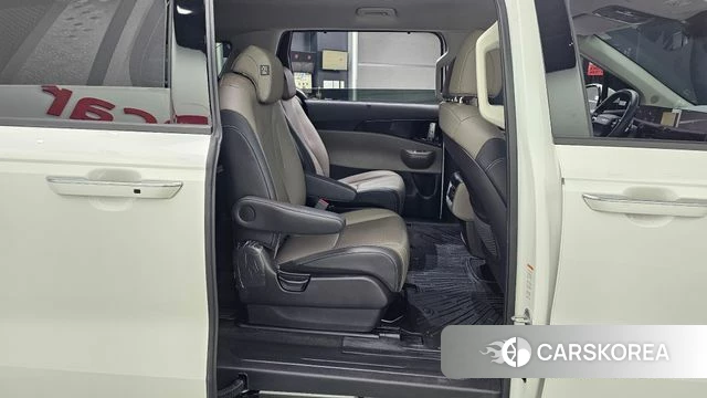 Kia The New Carnival 4th Generation 2025 Белый из Кореи, фото 3