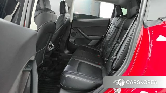 Tesla Model Y 2021 Красный из Кореи, фото 3