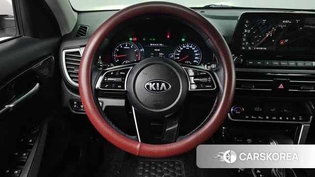 Kia Seltos 2021 Белый из Кореи, фото 3