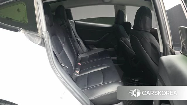 Tesla Model 3 2022 Белый из Кореи, фото 3