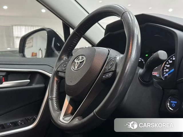 Toyota Wildlander 2023 Шампань из Китая, фото 3
