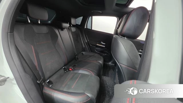 Mercedes-Benz GLA - Class H247 2021 Белый из Кореи, фото 3