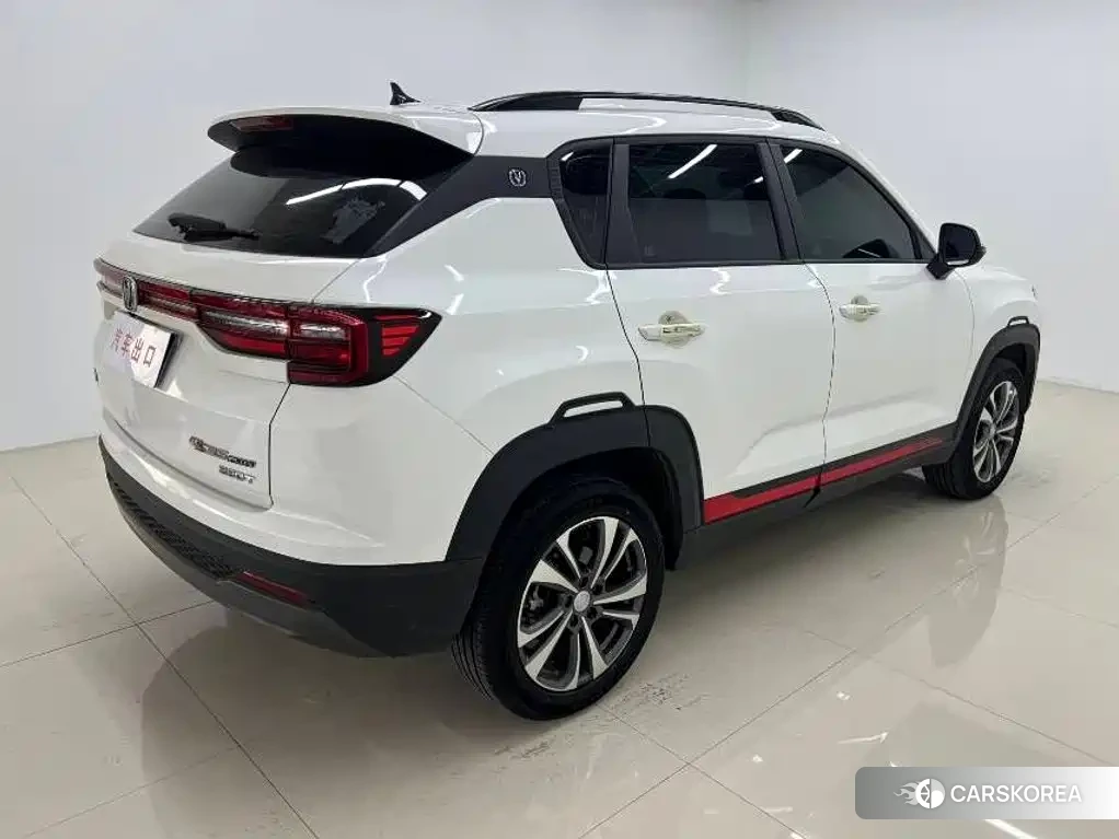 Chang'an CS35PLUS 2023 Белый из Китая, фото 3