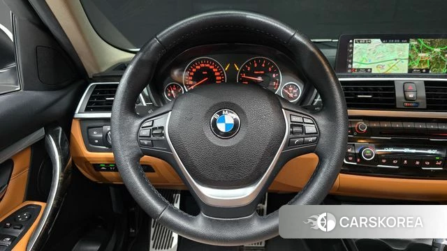 BMW 3 Series (F30) 2018 Белый из Кореи, фото 3