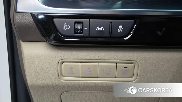 Kia Carnival 4th generation 2023 Белый из Кореи, фото 3