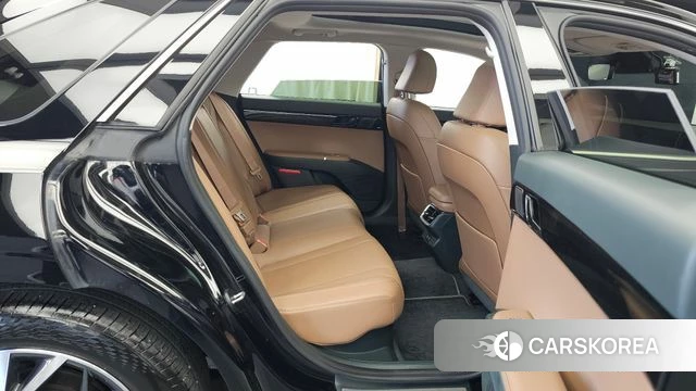 Hyundai Grandeur Hybrid (GN7) 2023 Черный из Кореи, фото 3