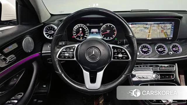 Mercedes-Benz E-Class W213 2018 Белый из Кореи, фото 3