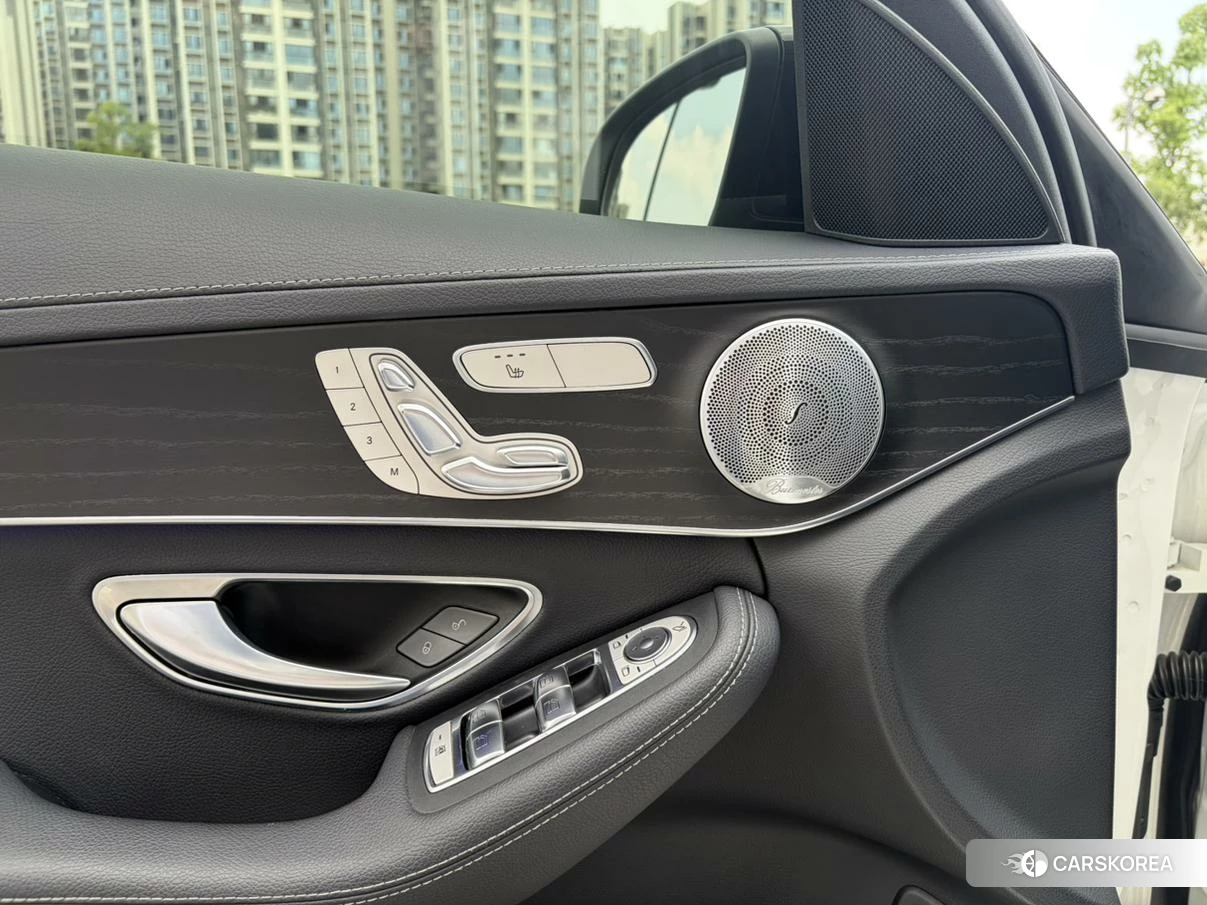 Mercedes-Benz C-class 2020 Белый из Китая, фото 3