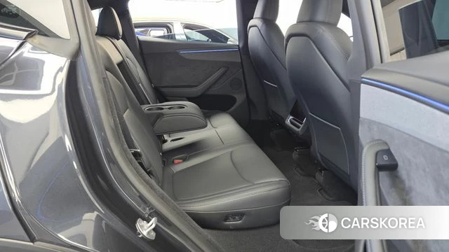 Tesla Model Y 2026 Серый из Кореи, фото 3