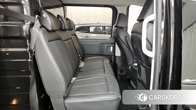Hyundai Staria 2022 Черный из Кореи, фото 3
