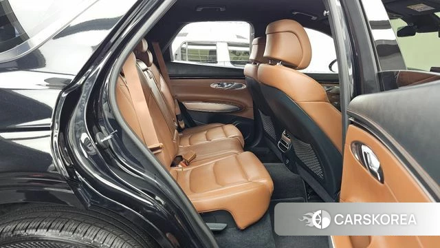 Genesis GV70 2021 Черный из Кореи, фото 3