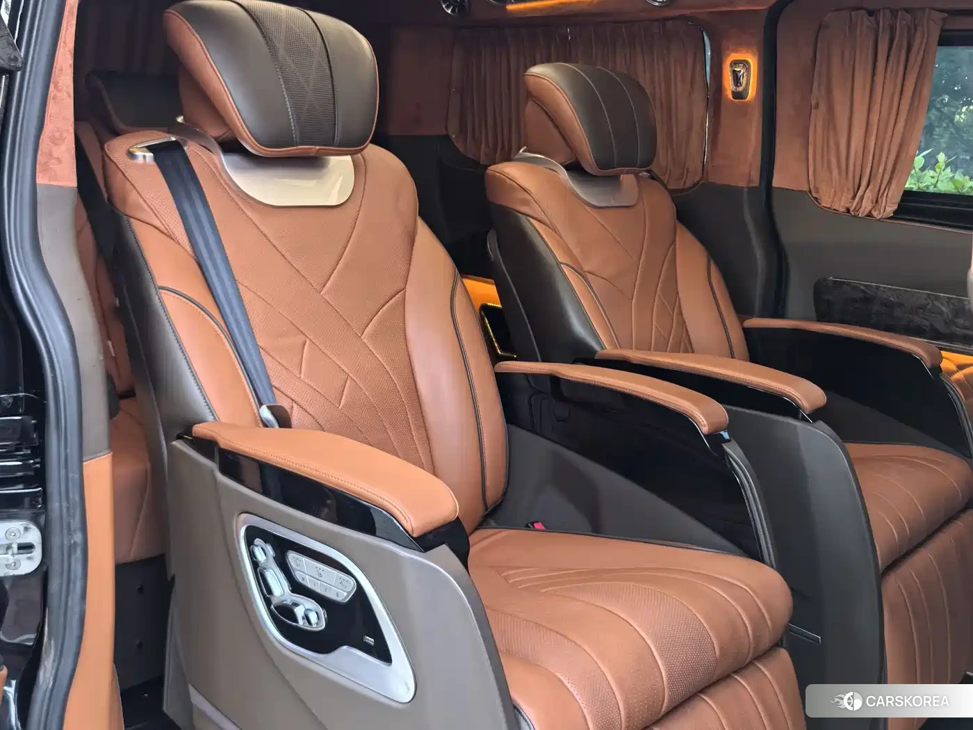 Ford Tourneo 2023 Черный из Китая, фото 3