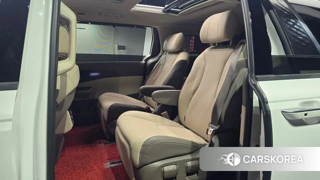 Kia Carnival 4th generation 2023 Белый из Кореи, фото 3