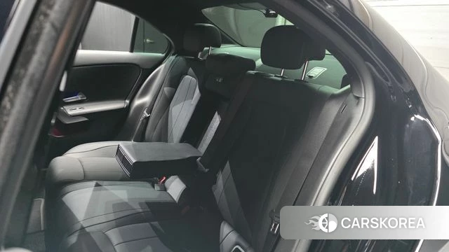 Mercedes-Benz A-Class W177 2023 Черный из Кореи, фото 3