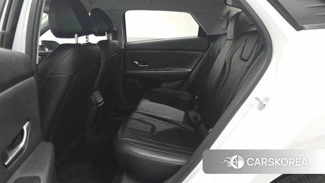 Hyundai Avante (CN7) 2021 Белый из Кореи, фото 3