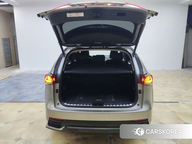Lexus NX 2021 Темно-серый из Китая, фото 3