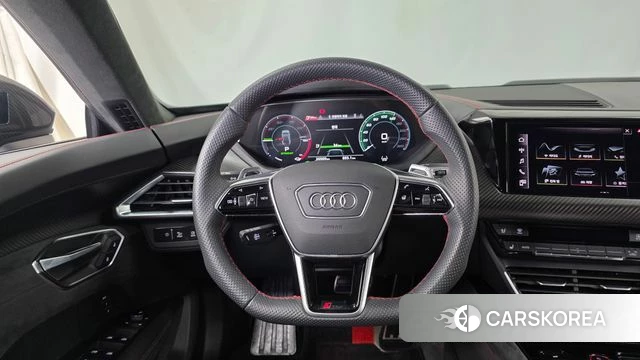 Audi RS e-Tron GT 2023 Черный из Кореи, фото 3