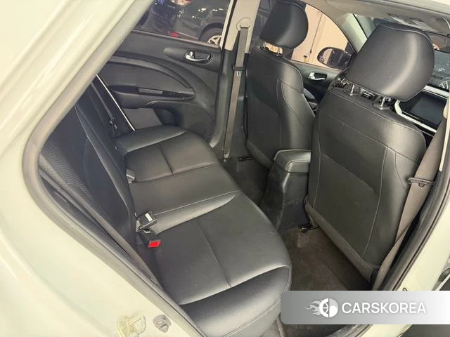 Kia KX1 2021 Белый из Китая, фото 3