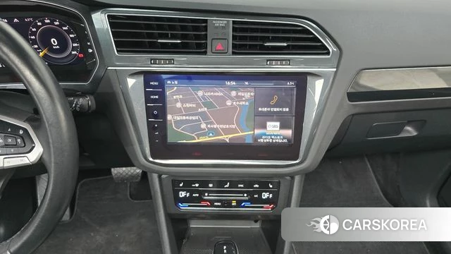 Volkswagen Tiguan second Generation 2021 Белый из Кореи, фото 3