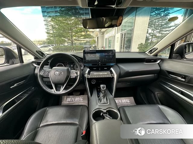Toyota Venza 2023 Серебристо-серый из Китая, фото 3