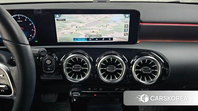 Mercedes-Benz A-Class W177 2021 Белый из Кореи, фото 3