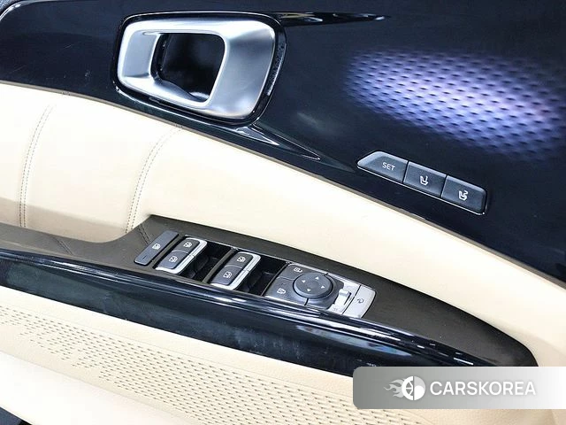 Kia Carnival 4th generation 2023 Черный из Кореи, фото 3