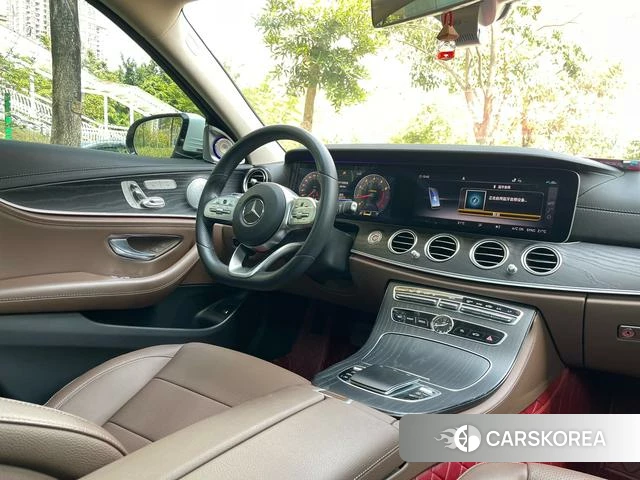 Mercedes-Benz E-Class 2020 Белый из Китая, фото 3