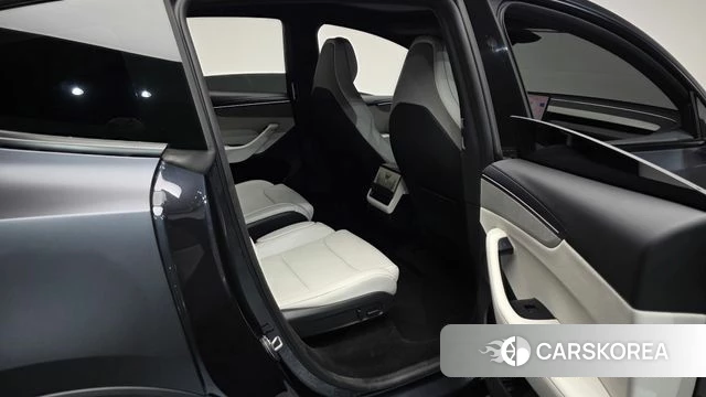 Tesla Model Y 2026 Серый из Кореи, фото 3