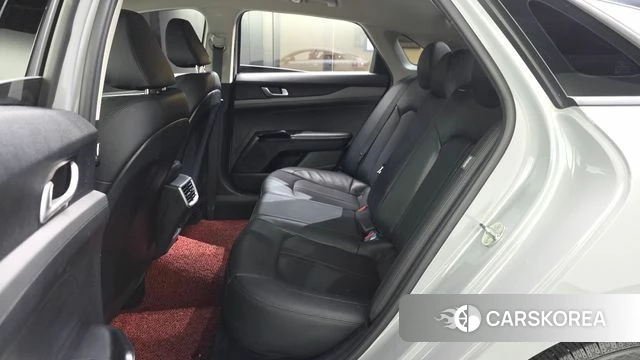 Kia The New K5 3rd generation 2024 Серебристо-серый из Кореи, фото 3