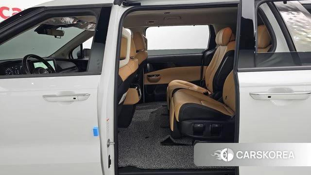 Kia Carnival 4th generation 2023 Белый из Кореи, фото 3