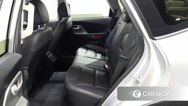 Kia Niro Plus 2022 Серебряный из Кореи, фото 3