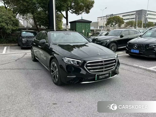 Mercedes-Benz E-Class 2024 Черный из Китая, фото 3