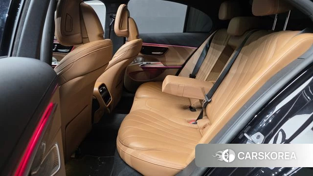 Mercedes-Benz E-Class W214 2024 Черный из Кореи, фото 3