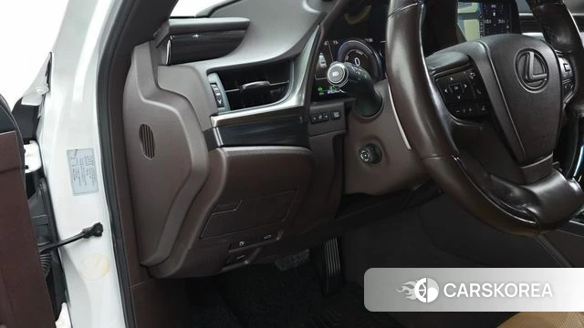 Lexus ES300h 7th generation 2021 Белый из Кореи, фото 3