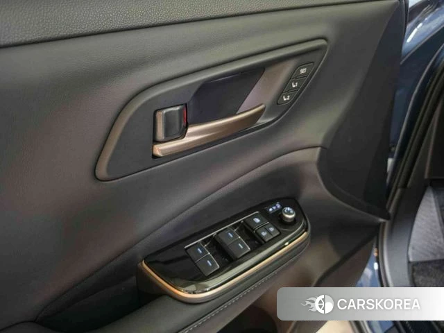 Toyota Crown Crossover 2025 Синий нефрит из Кореи, фото 3