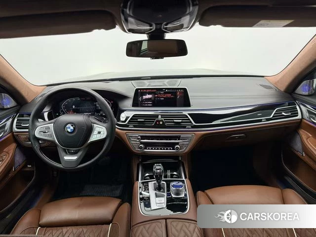 BMW 7 series 2021 Черный из Китая, фото 3