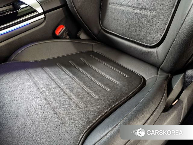 Mercedes-Benz C-class 2023 Зеленый из Китая, фото 3