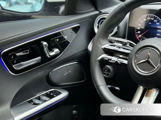 Mercedes-Benz C-class 2025 Белый из Китая, фото 3