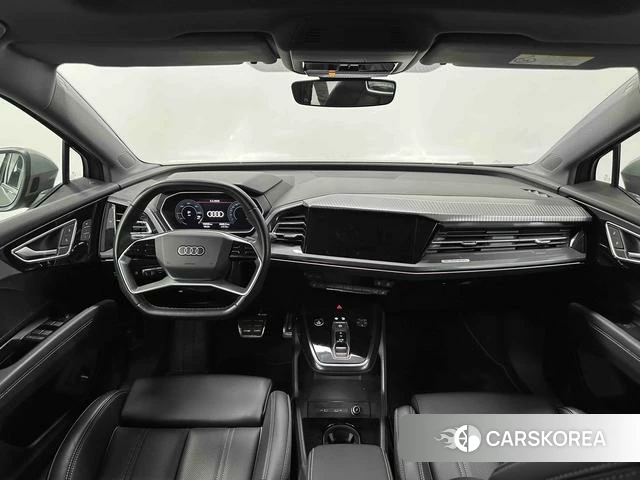 Audi Q4 2024 Темно-серый из Китая, фото 3