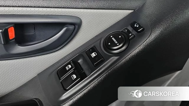 Hyundai The New Grand Starex 2018 Серебристо-серый из Кореи, фото 3