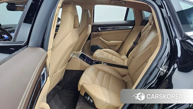 Porsche Panamera (971) 2018 Черный из Кореи, фото 3