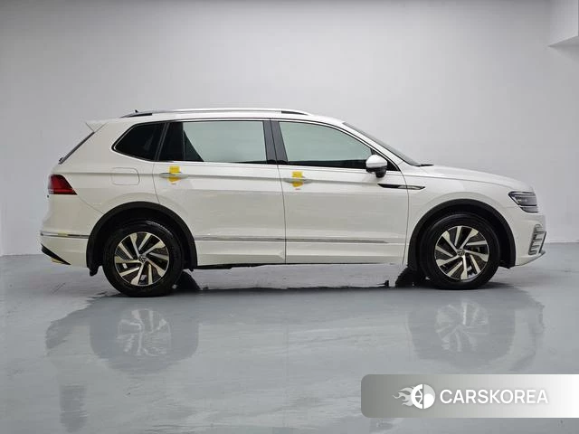 Volkswagen Tiguan L 2021 Белый из Китая, фото 3